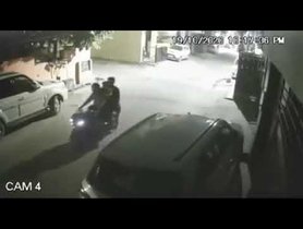 Watch Cops Nabbing Thief Trying to Steal Tata Safari