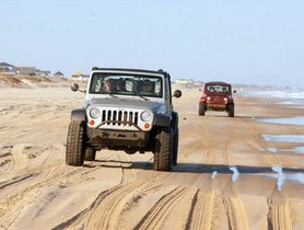 When Driving On The Beach: 9 Things To Keep In Mind