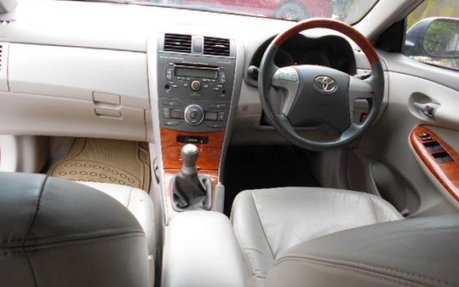 Sedan 2009 Toyota Corolla Altis For Sale 41920