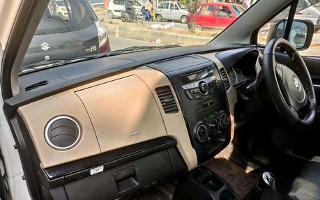 Maruti Suzuki Wagon R Vxi Amt  Mahindra First Choice