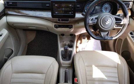 Maruti Suzuki Ertiga ZXI Plus Specs, On Road Price, Images, Review & More -  Gaadihub