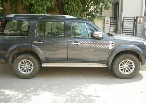 Used 2010 Ford Endeavour car at low price