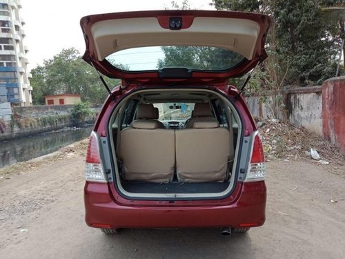 Used Toyota Innova 2.5 GX 7 STR BSIV 2010 for sale in best deal