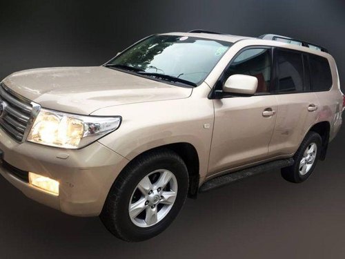 Used Toyota Land Cruiser car for sale at low price