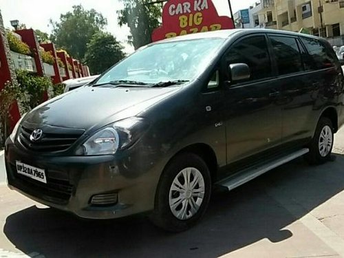 Used Toyota Innova 2004-2011 car at low price