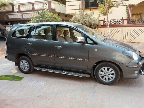 Used Toyota Innova 2010 for sale