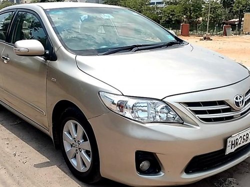 Toyota Corolla Altis 2013