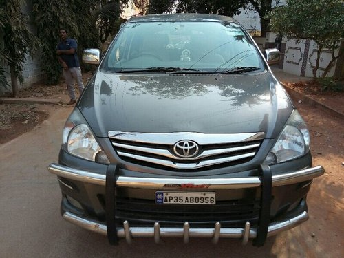 Used Toyota Innova 2010 for sale