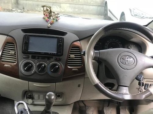 Used Toyota Innova 2004-2011 car at low price