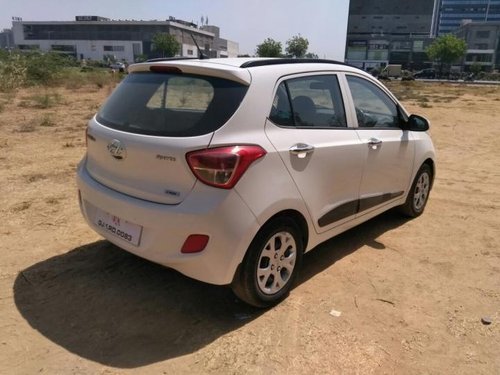 Used Hyundai i10 Sportz 2013 at low price 