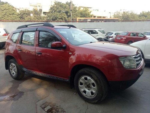 Used 2014 Renault Duster car at low price 