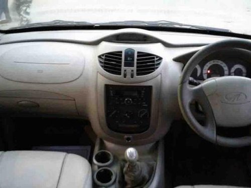 Used Mahindra Quanto C8 2013 for sale 