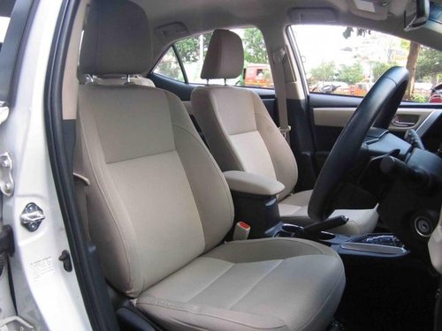 Good Toyota Corolla Altis G AT 2015 for sale in Bangalore