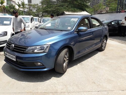 Volkswagen Jetta 2.0L TDI Highline AT 2016 for sale at best price