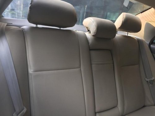 Used Toyota Corolla Altis G 2010 for sale 