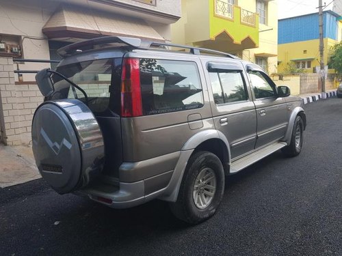 Well-kept 2005 Ford Endeavour for sale