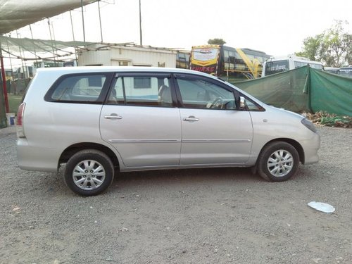 Used Toyota Innova 2.5 VX 8 STR BSIV 2010 for sale 