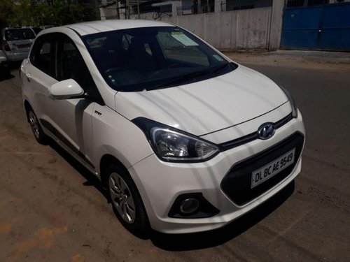 Used 2015 Hyundai Xcent car at low price in Noida 