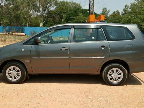 Used Toyota Innova 2004-2011 car for sale at low price