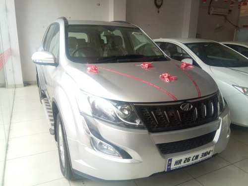 Mahindra XUV500 W8 2WD 2016 in good condition for sale