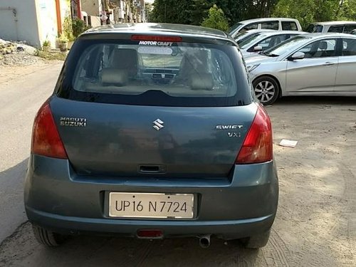 Good Maruti Suzuki Swift 2006 at low price 