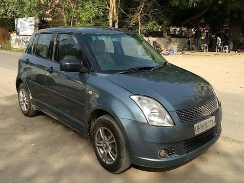 Good Maruti Suzuki Swift 2006 at low price 