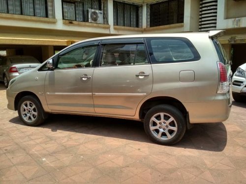 Well-kept Toyota Innova 2010 for sale at best price