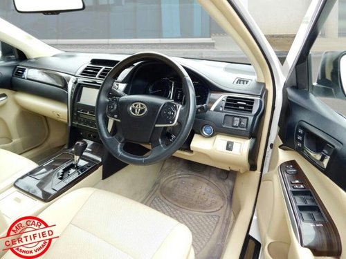 Used 2016 Toyota Camry for sale in New Delhi