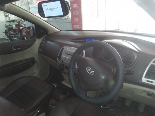 Well-kept 2011 Hyundai i20 for sale at low price
