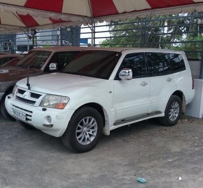 Good as new 2006 Mitsubishi Montero for sale at low price