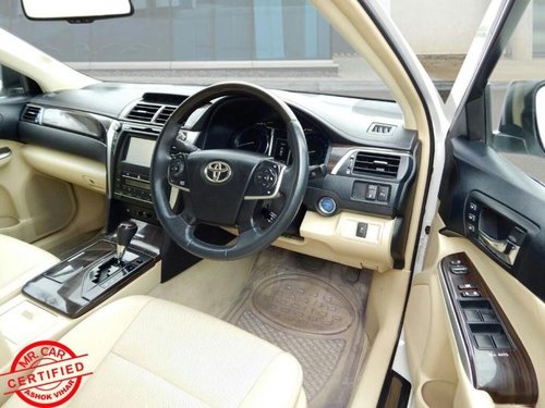 Used 2016 Toyota Camry car at low price in New Delhi