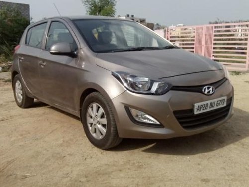 Used 2012 Hyundai i20 car at low price