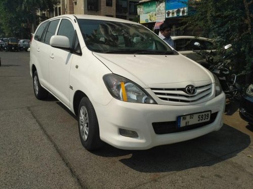 Used 2010 Toyota Innova car at low price