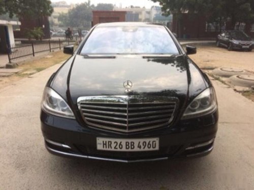 Used 2010 Mercedes Benz CLS car at low price