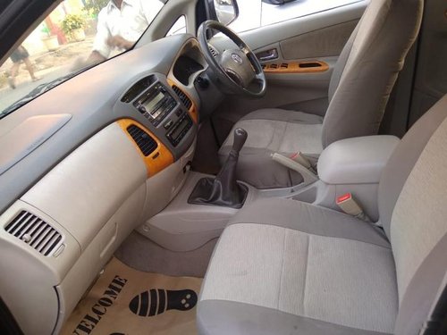 Well-kept 2011 Toyota Innova for sale