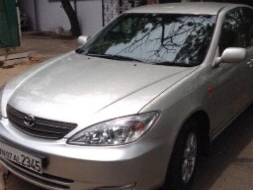 Used 2004 Toyota Camry for sale at low price