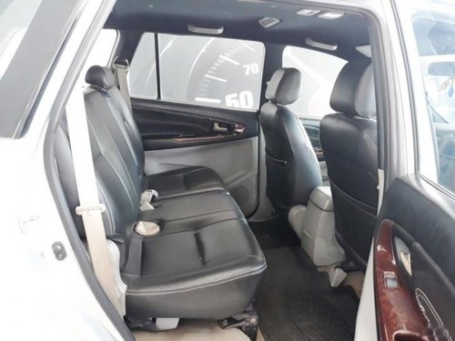 Toyota Innova 2010 for sale at best price