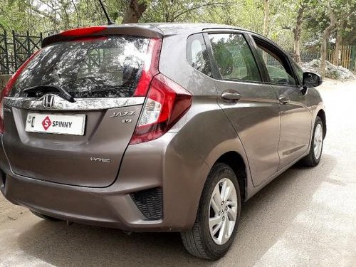 Used Honda Jazz 1.2 V AT i VTEC 2015 by owner 