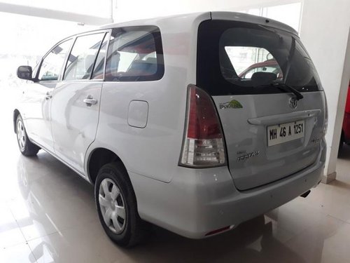 Toyota Innova 2010 for sale at best price