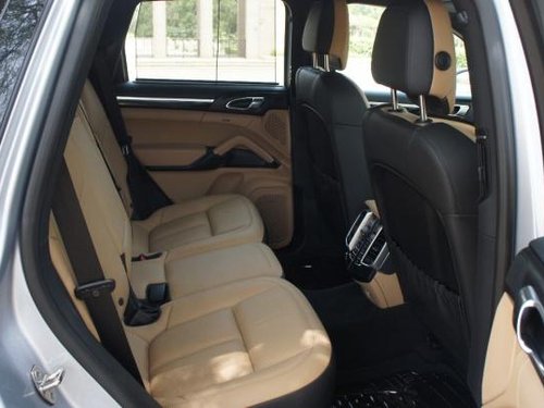 Used Porsche Cayenne Diesel 2015 in New Delhi