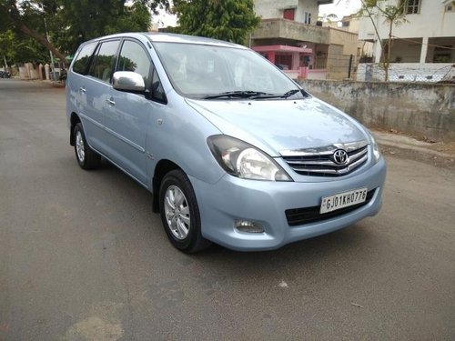 Used Toyota Innova 2004-2011 car for sale at low price