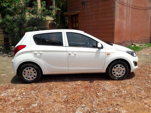 Used 2013 Hyundai i20 car at low price