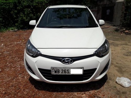 Used 2013 Hyundai i20 car at low price