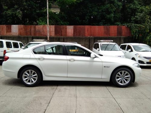 Good as new BMW 5 Series 525d Sedan 2012 by owner 