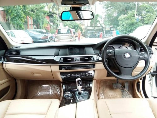 Good as new BMW 5 Series 525d Sedan 2012 by owner 