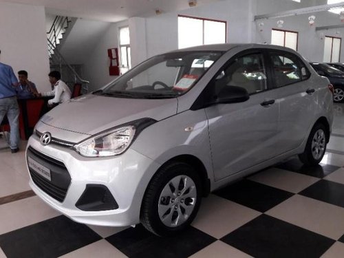 Used 2014 Hyundai Xcent car at low price