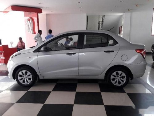 Used 2014 Hyundai Xcent car at low price