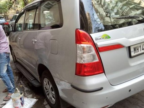 Good as new Toyota Innova 2013 by owner 