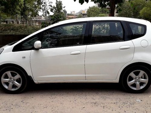 2011 Honda Jazz for sale at low price in Noida 