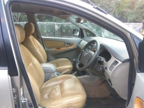 Good Toyota Innova 2.5 VX 7 STR BSIV 2010 for sale 